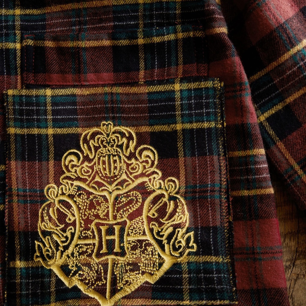 Harry Potter- Hogwarts™ Plaid Organic Pajama Set- PB teen - Picture 3 of 7